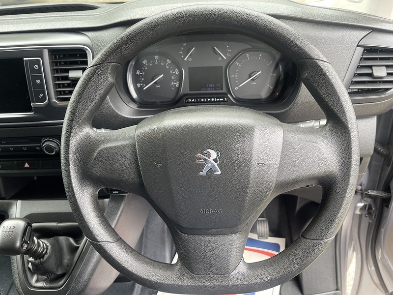 Peugeot Expert 1.5 BlueHDi 1000 Professional Premium + Standard Panel Van MWB Euro 6 (s/s) 6dr - U1129