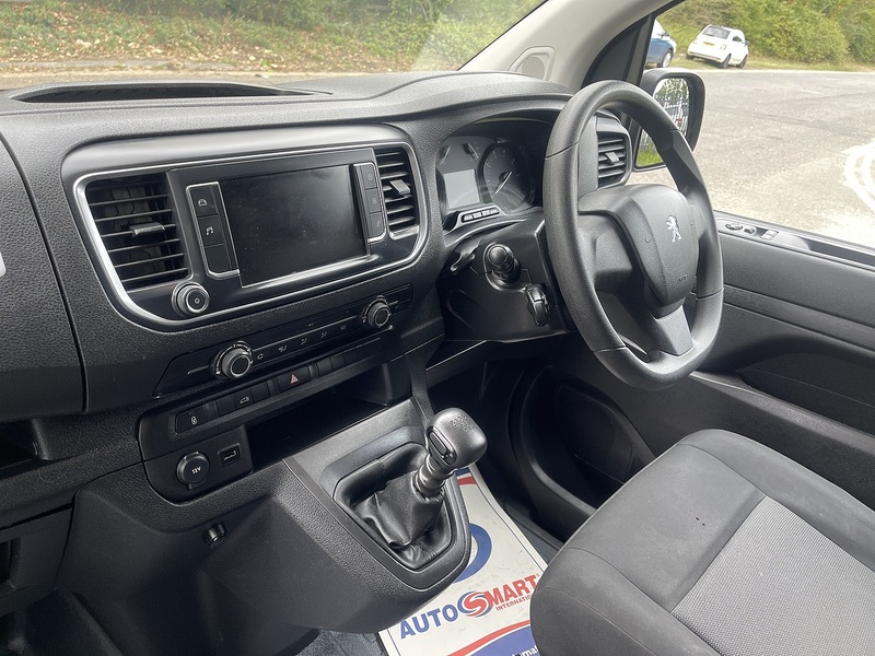 Peugeot Expert 1.5 BlueHDi 1000 Professional Premium + Standard Panel Van MWB Euro 6 (s/s) 6dr - U1129