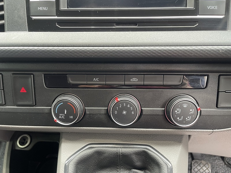 Volkswagen Transporter 2.0 TDI T32 Startline FWD SWB Euro 6 (s/s) 5dr - U1130