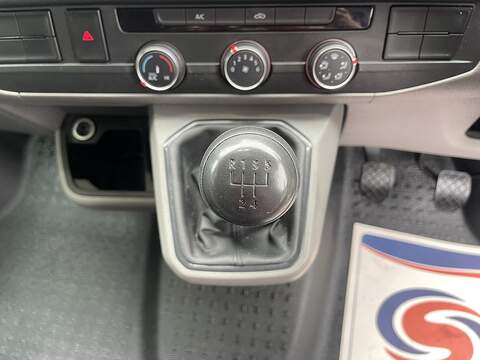 Volkswagen Transporter 2.0 TDI T32 Startline FWD SWB Euro 6 (s/s) 5dr - U1130
