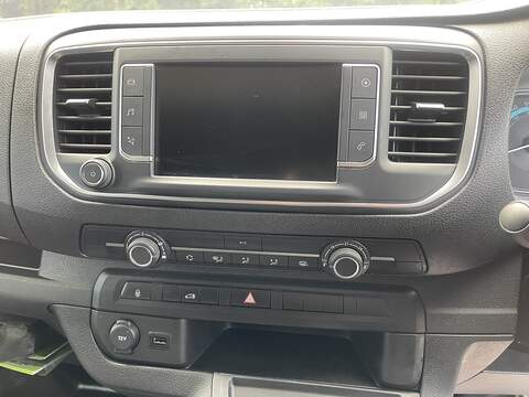 Vauxhall Vivaro Electric 3100 75kWh Prime Auto L1 H1 6dr (7.4kW Charger) - U1132