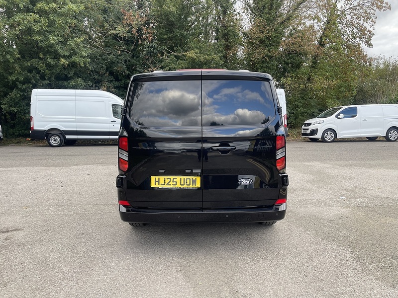 Ford Transit Custom 2.0 320 EcoBlue Limited Crew Van L2 H1 Euro 6 (s/s) 5dr - U1137