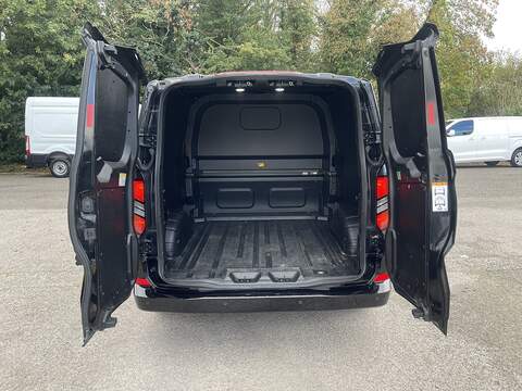 Ford Transit Custom 2.0 320 EcoBlue Limited Crew Van L2 H1 Euro 6 (s/s) 5dr - U1137
