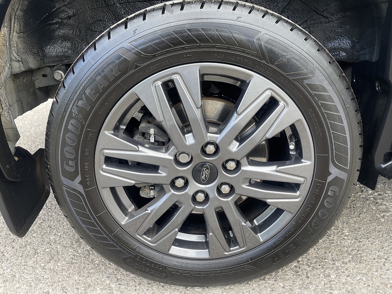 Ford Transit Custom 2.0 320 EcoBlue Limited Crew Van L2 H1 Euro 6 (s/s) 5dr - U1137