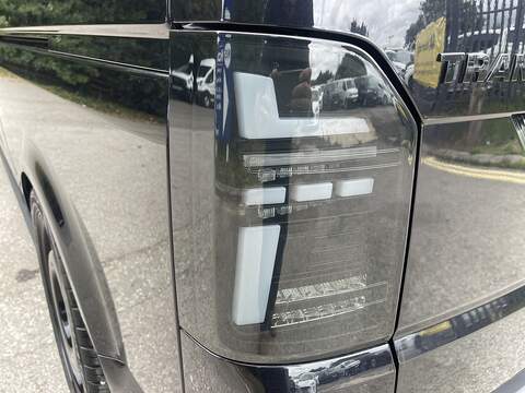 Volkswagen Transporter Transporter Highline Combi Van 1 Automatic Diesel - U1139