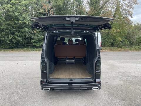 Volkswagen Transporter Transporter Highline Combi Van 1 Automatic Diesel - U1139