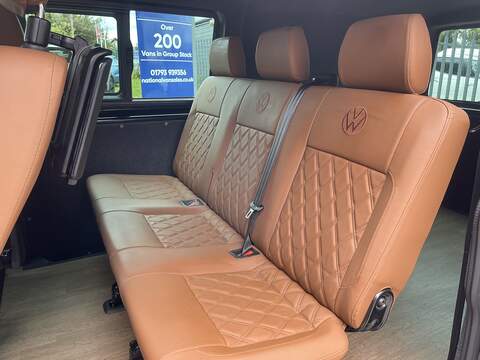 Volkswagen Transporter Transporter Highline Combi Van 1 Automatic Diesel - U1139