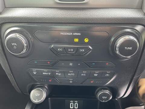 Ford Ranger 2.0 EcoBlue Limited Auto 4WD Euro 6 (s/s) 4dr - U1148