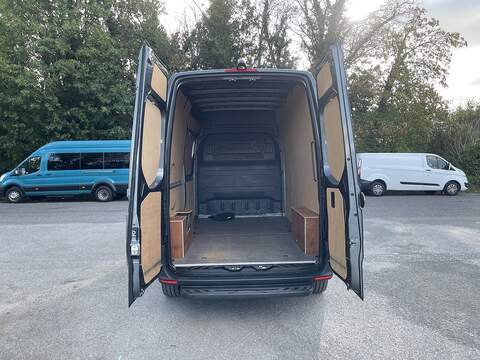 Mercedes-Benz eSprinter 55kWh Progressive Auto FWD L2 H2 5dr 20kW Charger - U1152