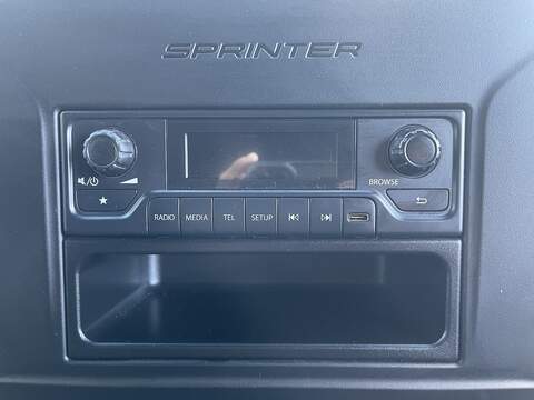 Mercedes-Benz eSprinter 55kWh Progressive Auto FWD L2 H2 5dr 20kW Charger - U1152