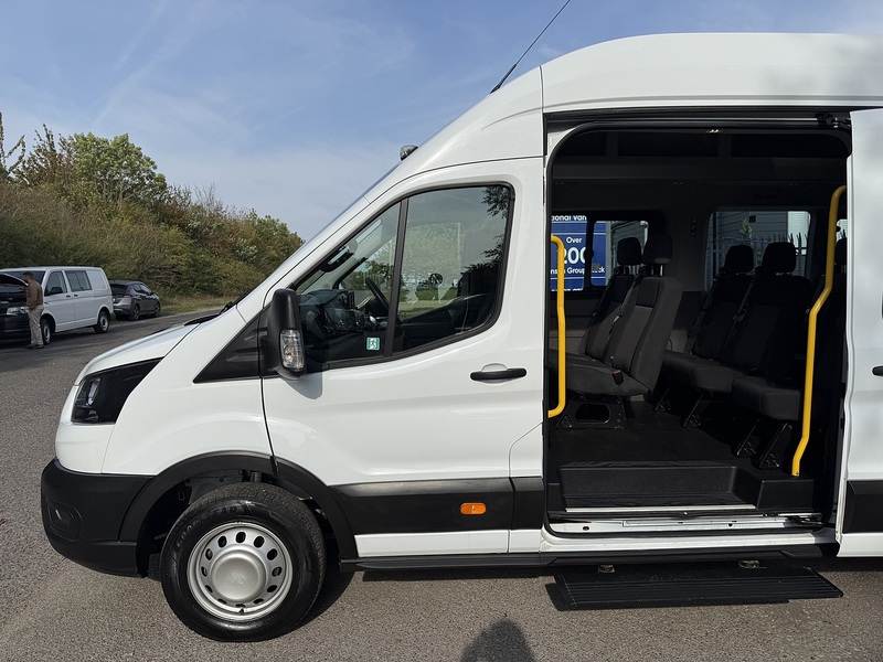 Ford Transit 2.0 460 EcoBlue Leader Auto RWD L4 H3 Euro 6 (s/s) 5dr (17 Seat, DRW) - U1153