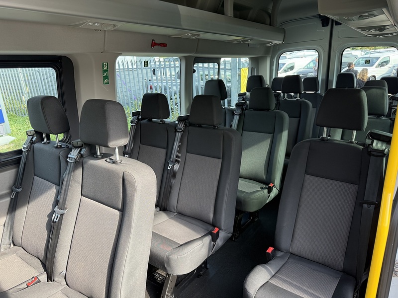 Ford Transit 2.0 460 EcoBlue Leader Auto RWD L4 H3 Euro 6 (s/s) 5dr (17 Seat, DRW) - U1153