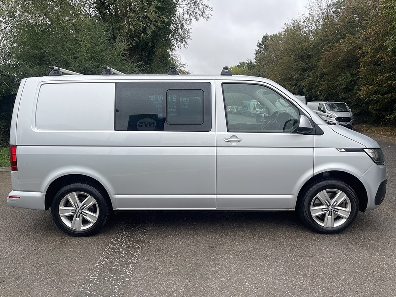 Volkswagen Transporter 2.0 TDI T32 Highline Kombi FWD SWB Euro 6 (s/s) 5dr - U1155