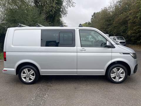 Volkswagen Transporter 2.0 TDI T32 Highline Kombi FWD SWB Euro 6 (s/s) 5dr - U1155