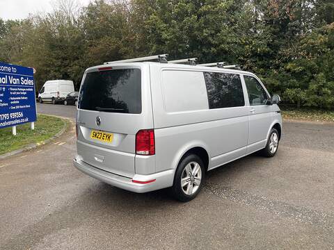 Volkswagen Transporter 2.0 TDI T32 Highline Kombi FWD SWB Euro 6 (s/s) 5dr - U1155
