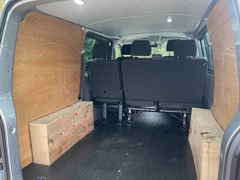 Volkswagen Transporter 2.0 TDI T32 Highline Kombi FWD SWB Euro 6 (s/s) 5dr - U1155
