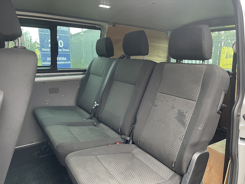 Volkswagen Transporter 2.0 TDI T32 Highline Kombi FWD SWB Euro 6 (s/s) 5dr - U1155