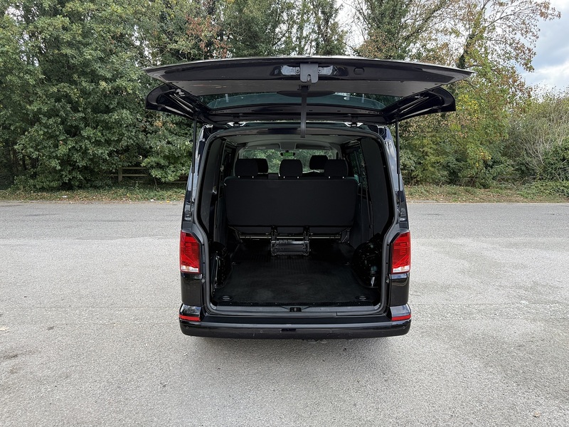 Volkswagen Transporter 2.0 TDI T32 Highline Kombi FWD SWB Euro 6 (s/s) 5dr - U1157