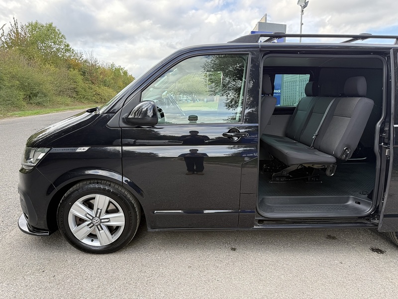 Volkswagen Transporter 2.0 TDI T32 Highline Kombi FWD SWB Euro 6 (s/s) 5dr - U1157