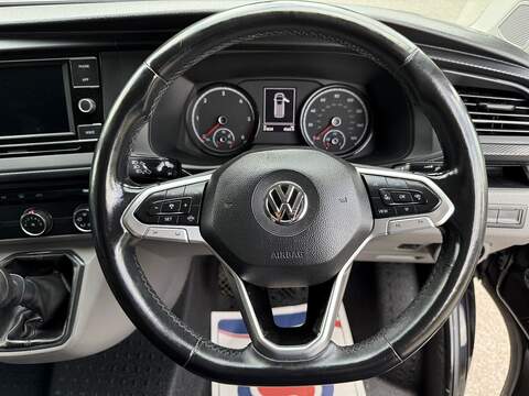 Volkswagen Transporter 2.0 TDI T32 Highline Kombi FWD SWB Euro 6 (s/s) 5dr - U1157
