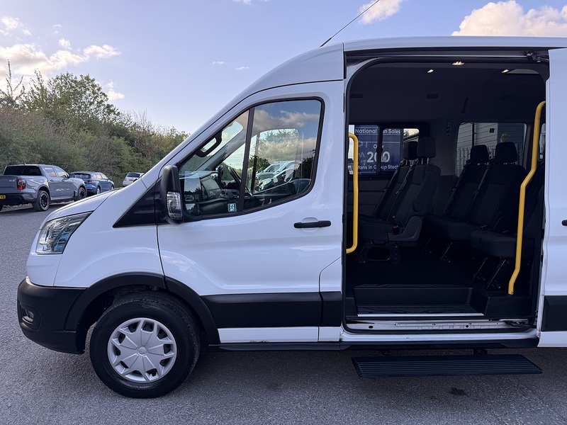 Ford Transit 2.0 410 EcoBlue Trend RWD L3 H2 Euro 6 (s/s) 5dr (15 Seat) - U1158