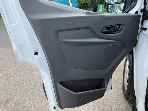 Ford Transit 2.0 410 EcoBlue Trend RWD L3 H2 Euro 6 (s/s) 5dr (15 Seat) - U1158