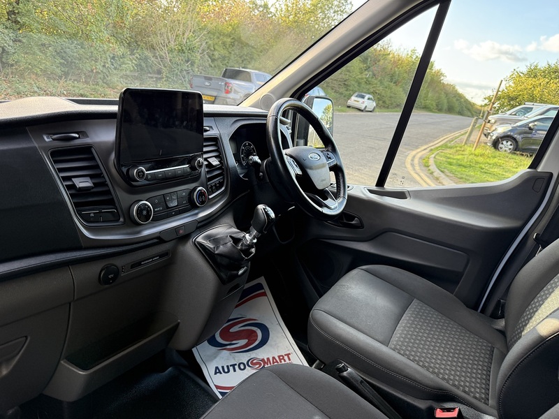 Ford Transit 2.0 410 EcoBlue Trend RWD L3 H2 Euro 6 (s/s) 5dr (15 Seat) - U1158