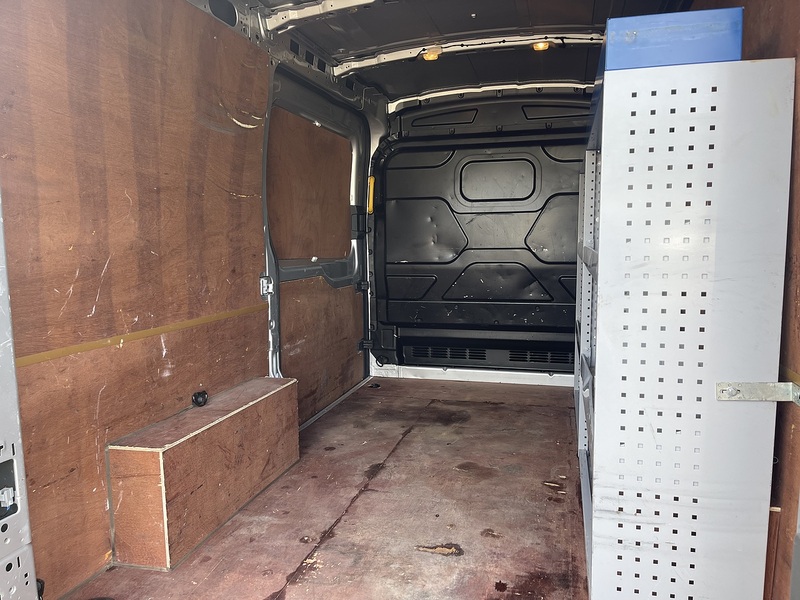Ford Transit 2.0 350 EcoBlue Leader FWD L2 H2 Euro 6 (s/s) 5dr - U1159