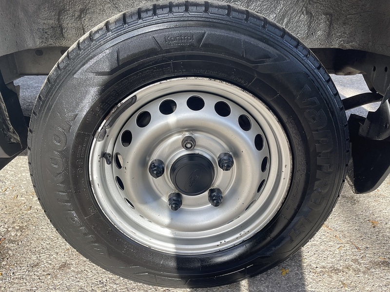 Ford Transit 2.0 350 EcoBlue Leader FWD L2 H2 Euro 6 (s/s) 5dr - U1159