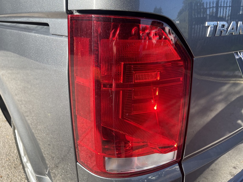Volkswagen Transporter 2.0 TDI T30 Highline DSG FWD SWB Euro 6 (s/s) 5dr - U1162