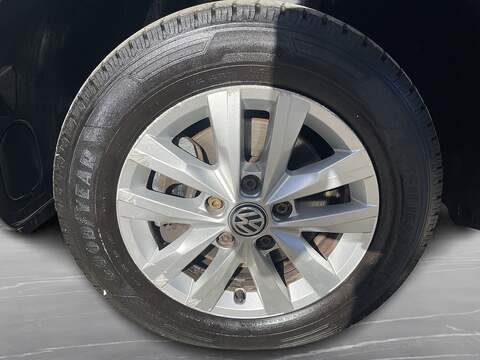 Volkswagen Transporter 2.0 TDI T30 Highline DSG FWD SWB Euro 6 (s/s) 5dr - U1162