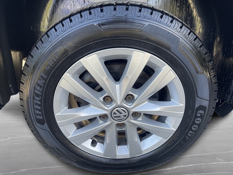 Volkswagen Transporter 2.0 TDI T30 Highline DSG FWD SWB Euro 6 (s/s) 5dr - U1162