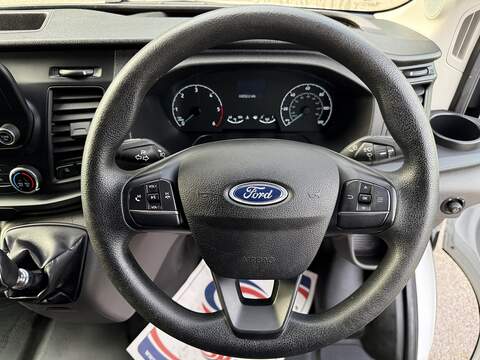 Ford Transit 2.0 350 EcoBlue HD Leader Luton 3dr Diesel Manual RWD L4 Euro 6 (s/s) (130 ps) - U1163