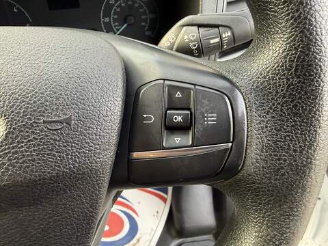 Ford Transit 2.0 350 EcoBlue HD Leader Luton 3dr Diesel Manual RWD L4 Euro 6 (s/s) (130 ps) - U1163