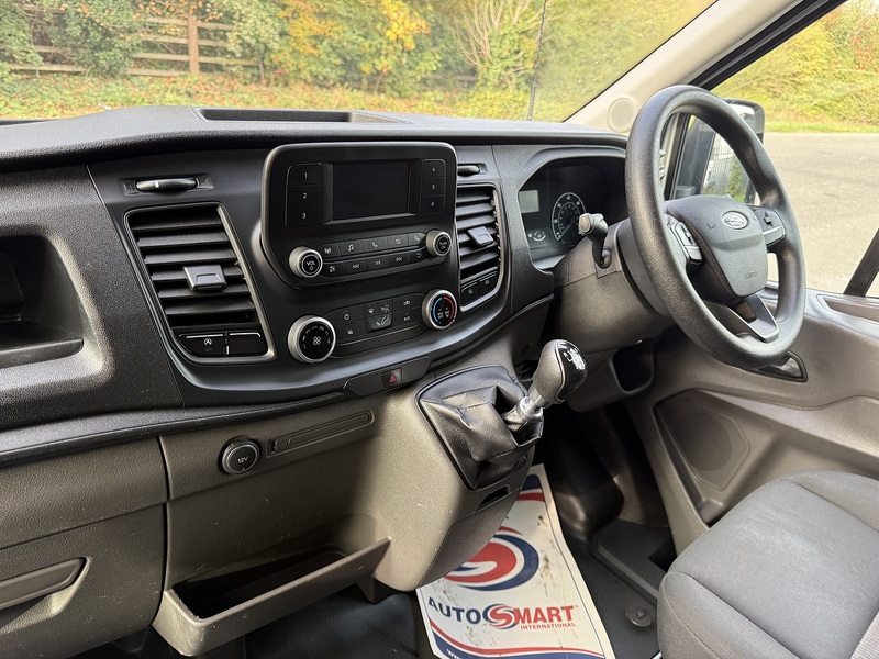 Ford Transit 2.0 350 EcoBlue HD Leader Luton 3dr Diesel Manual RWD L4 Euro 6 (s/s) (130 ps) - U1163