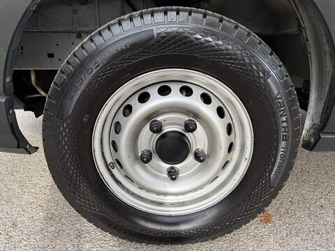 Ford Transit 2.0 350 EcoBlue HD Leader Luton 3dr Diesel Manual RWD L4 Euro 6 (s/s) (130 ps) - U1163