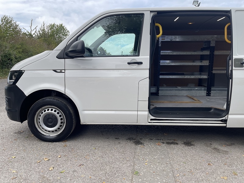 Volkswagen Transporter 2.0 TDI T30 Startline FWD LWB Euro 6 (s/s) 5dr - U1164