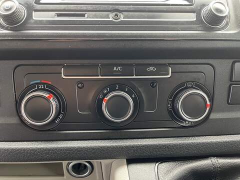 Volkswagen Transporter 2.0 TDI T30 Startline FWD LWB Euro 6 (s/s) 5dr - U1164