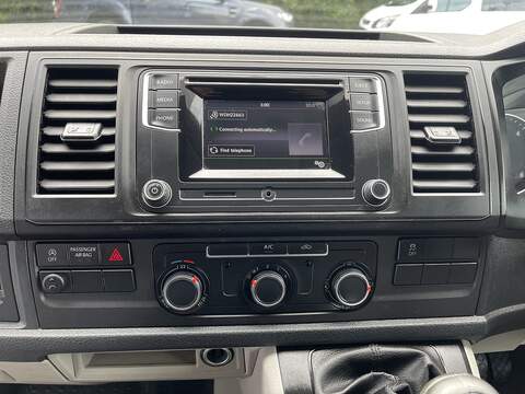 Volkswagen Transporter 2.0 TDI T30 Startline FWD LWB Euro 6 (s/s) 5dr - U1164