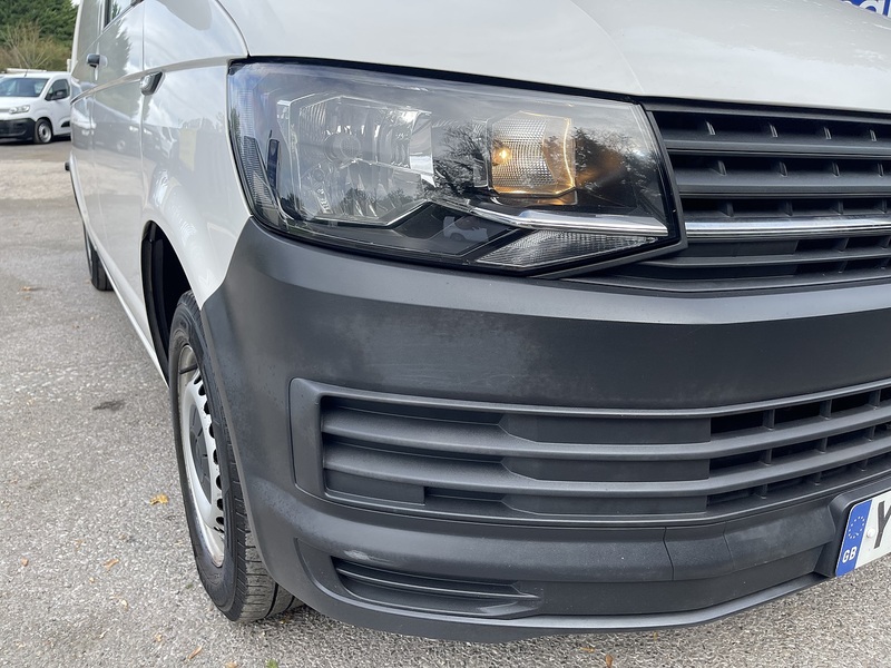 Volkswagen Transporter 2.0 TDI T30 Startline FWD LWB Euro 6 (s/s) 5dr - U1164