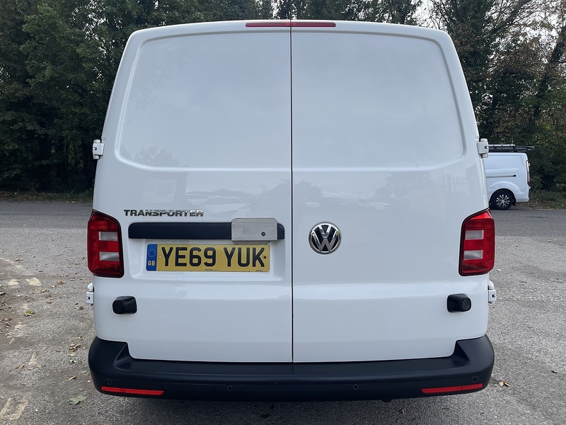 Volkswagen Transporter 2.0 TDI T30 Startline FWD LWB Euro 6 (s/s) 5dr - U1164