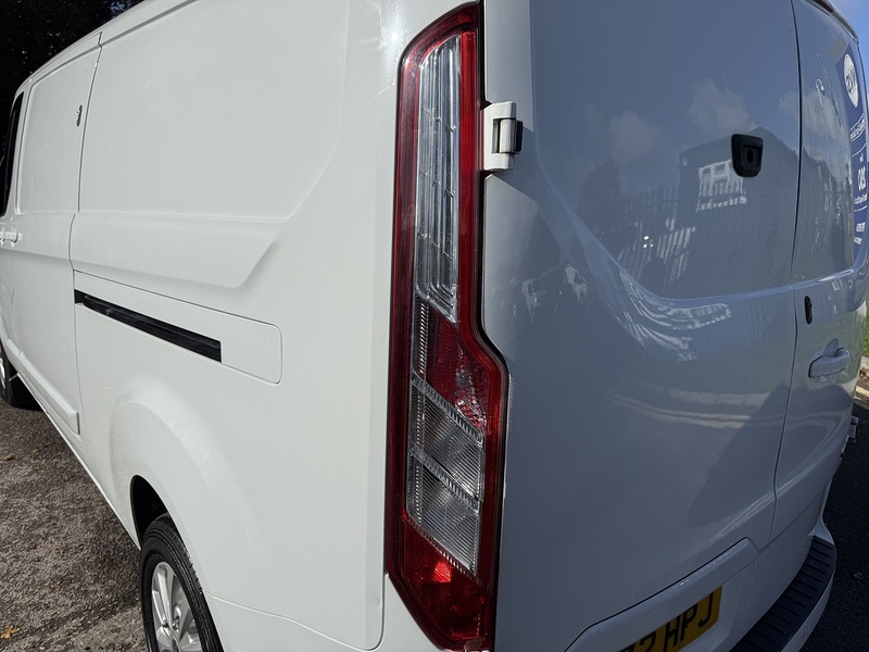 Ford Transit Custom 2.0 300 EcoBlue Limited L2 H1 Euro 6 (s/s) 5dr - U1166