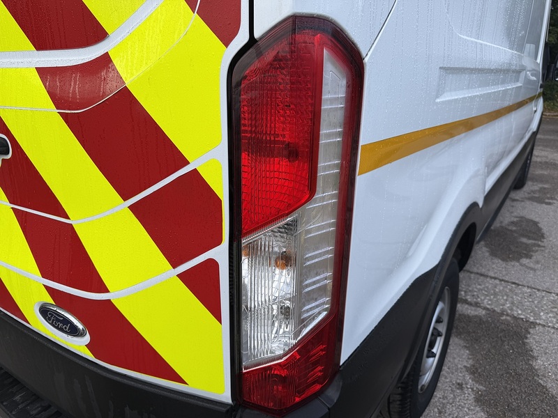 Ford Transit 2.0 350 EcoBlue Leader FWD L3 H3 Euro 6 (s/s) 5dr - U1169