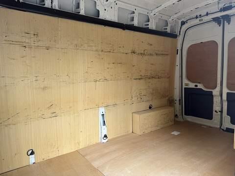 Ford Transit 2.0 350 EcoBlue Leader FWD L3 H3 Euro 6 (s/s) 5dr - U1169