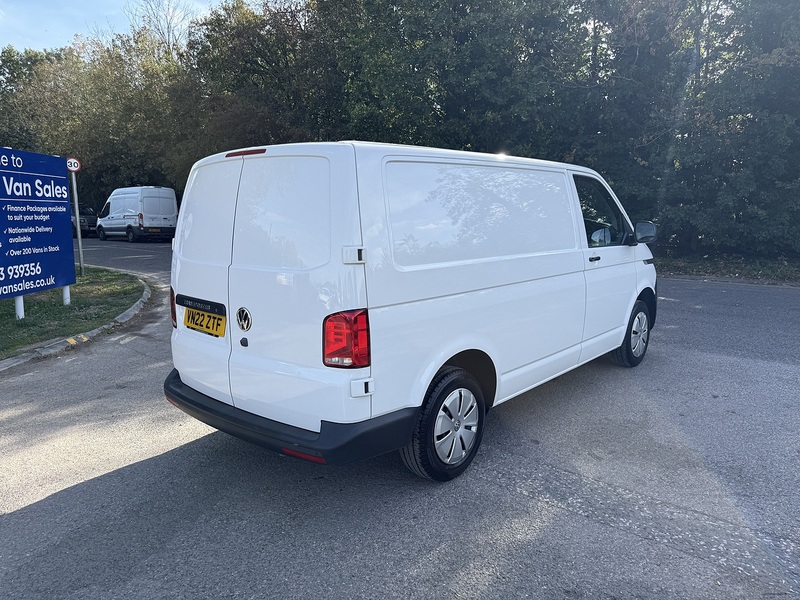 Volkswagen Transporter 2.0 TDI T28 Startline FWD SWB Euro 6 (s/s) 5dr - U1171