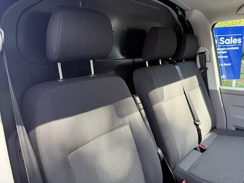 Volkswagen Transporter 2.0 TDI T28 Startline FWD SWB Euro 6 (s/s) 5dr - U1171