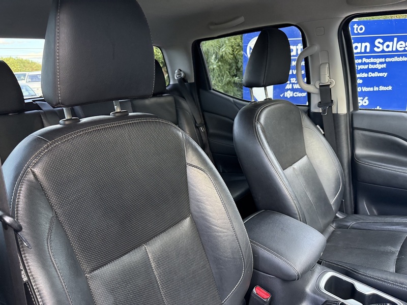 Nissan Navara 2.3 dCi Tekna 4WD Euro 6 (s/s) 4dr - U1173