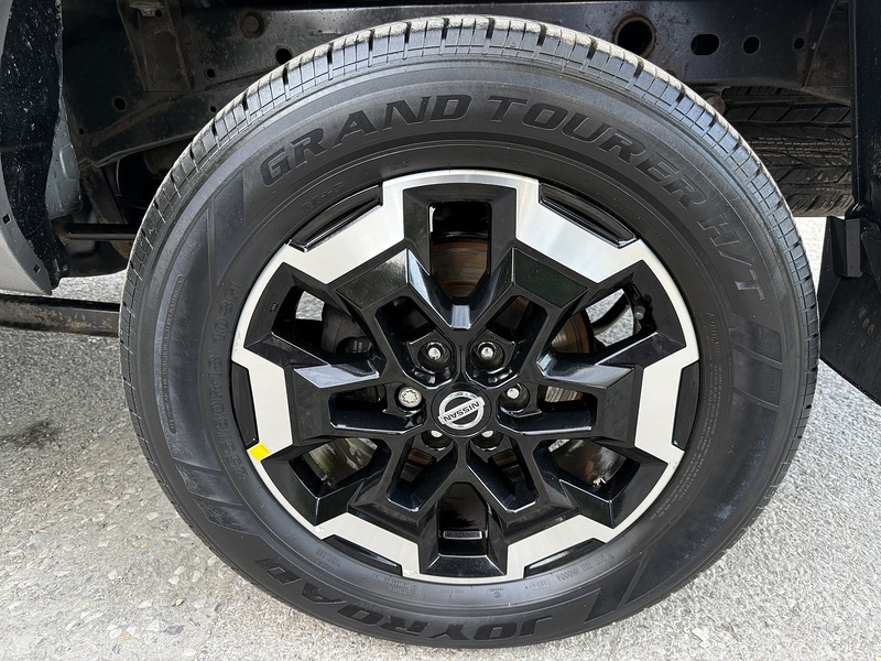 Nissan Navara 2.3 dCi Tekna 4WD Euro 6 (s/s) 4dr - U1173