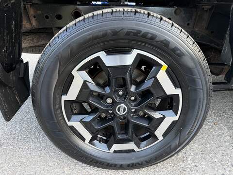 Nissan Navara 2.3 dCi Tekna 4WD Euro 6 (s/s) 4dr - U1173