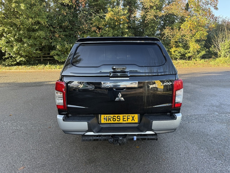 Mitsubishi L200 2.2 DI-D DC Warrior Auto 4WD Euro 6 (s/s) 4dr - U1178